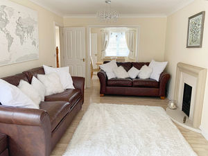 Lounge- click for photo gallery